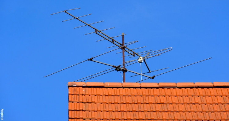 Conflictos en la comunidad de vecinos por las antenas de televisión