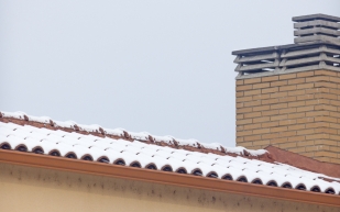 Daños por lluvia, viento o nieve en las zonas comunes. ¿Quién se hace cargo? 